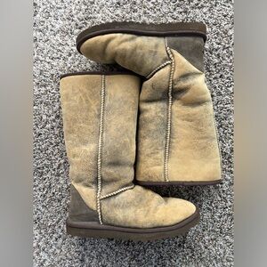 UGG classic tall boot, Women’s size 9, GUC